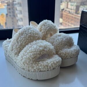 UGG oh fluffita